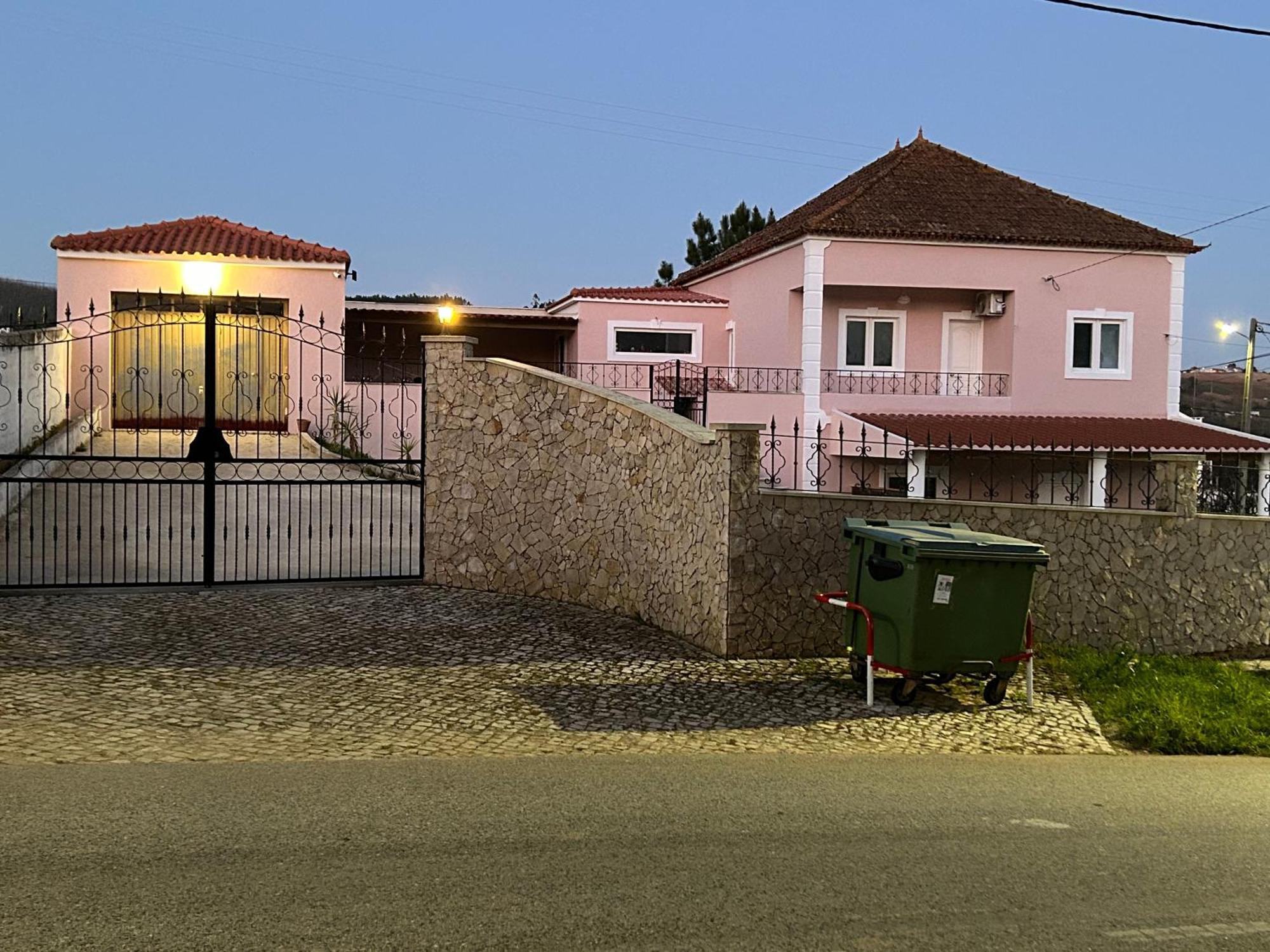 Mae Home Story Caldas Da Rainha Eksteriør billede
